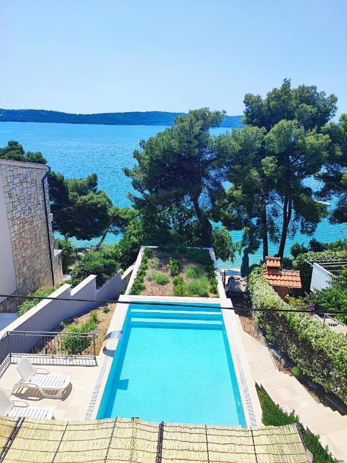Villa Penava, Private Beach, Pool And 7Min To Trogir Luaran gambar