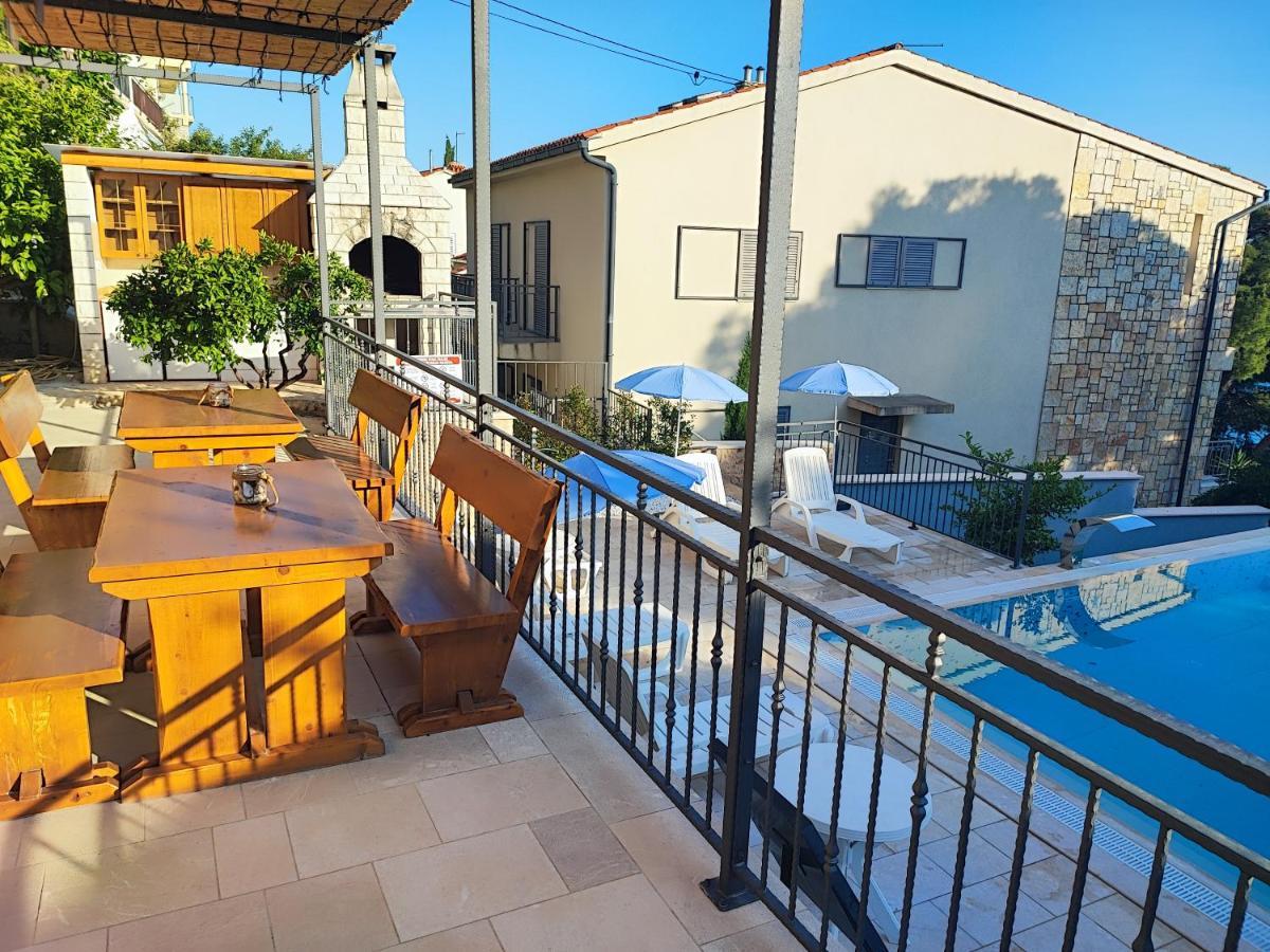 Villa Penava, Private Beach, Pool And 7Min To Trogir Luaran gambar