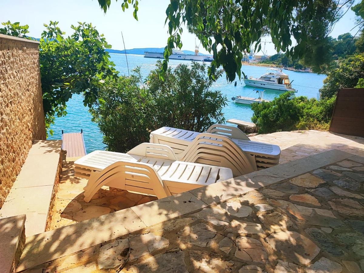 Villa Penava, Private Beach, Pool And 7Min To Trogir Luaran gambar