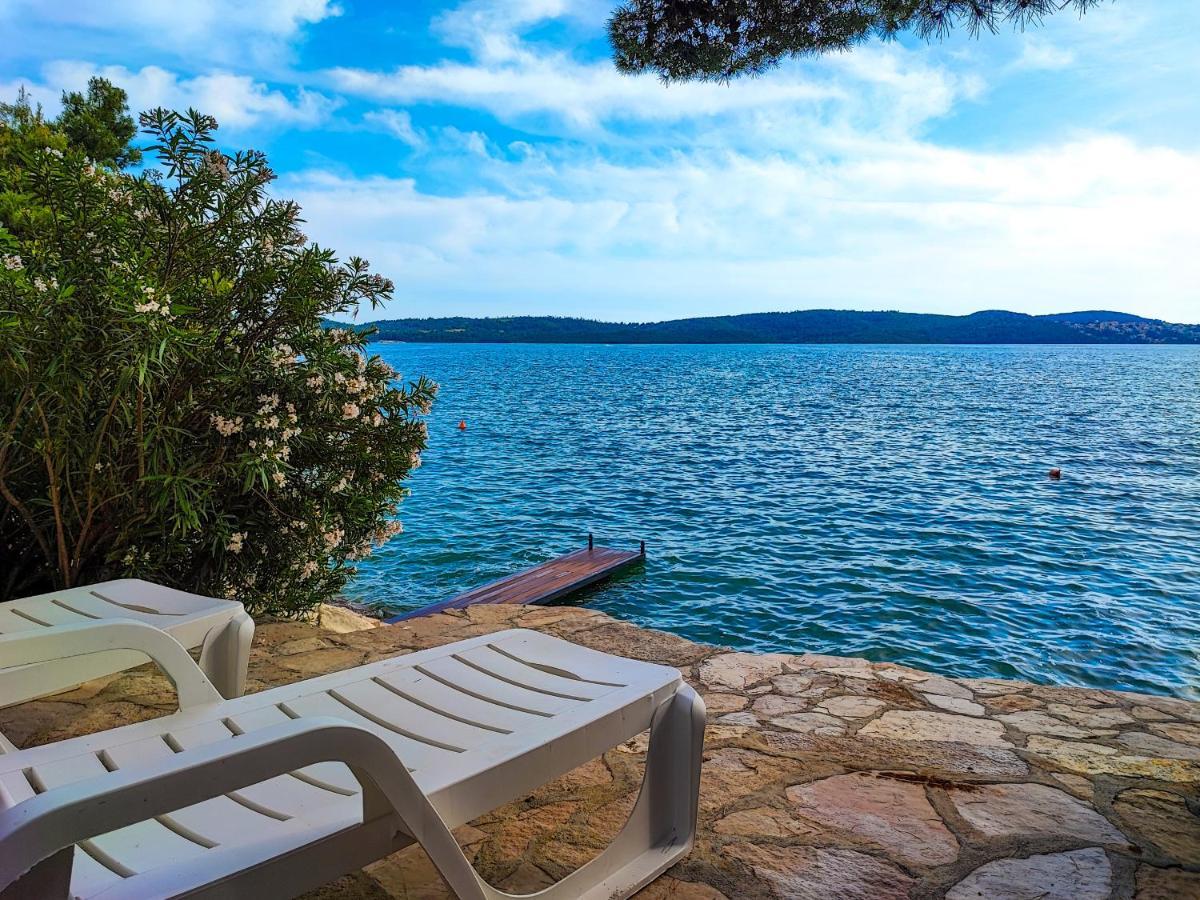 Villa Penava, Private Beach, Pool And 7Min To Trogir Luaran gambar
