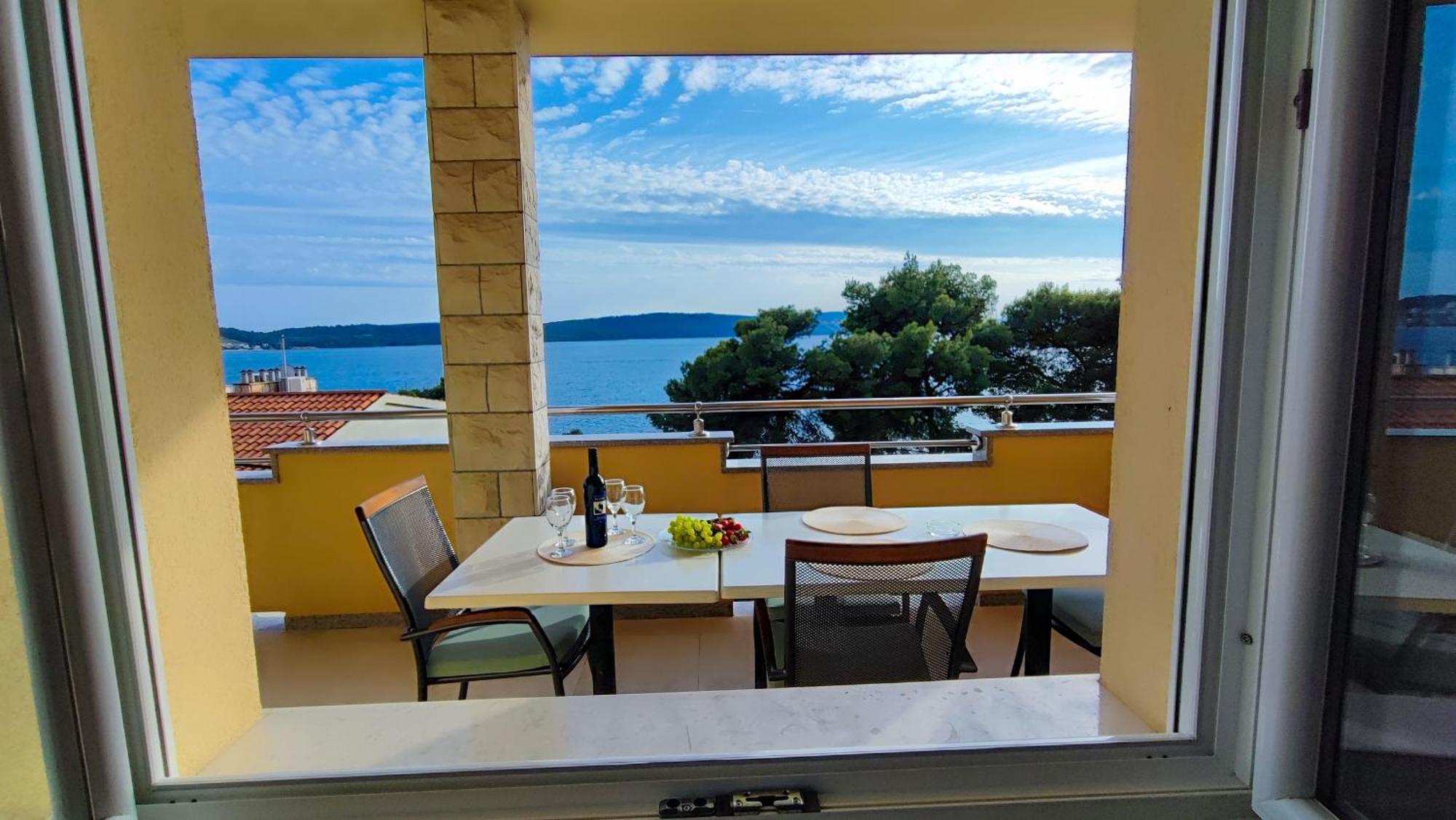 Villa Penava, Private Beach, Pool And 7Min To Trogir Bilik gambar