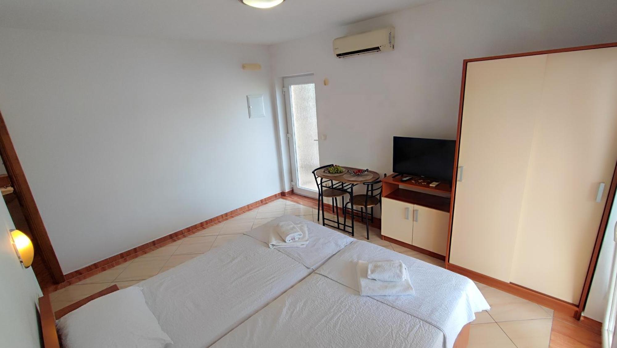 Villa Penava, Private Beach, Pool And 7Min To Trogir Bilik gambar