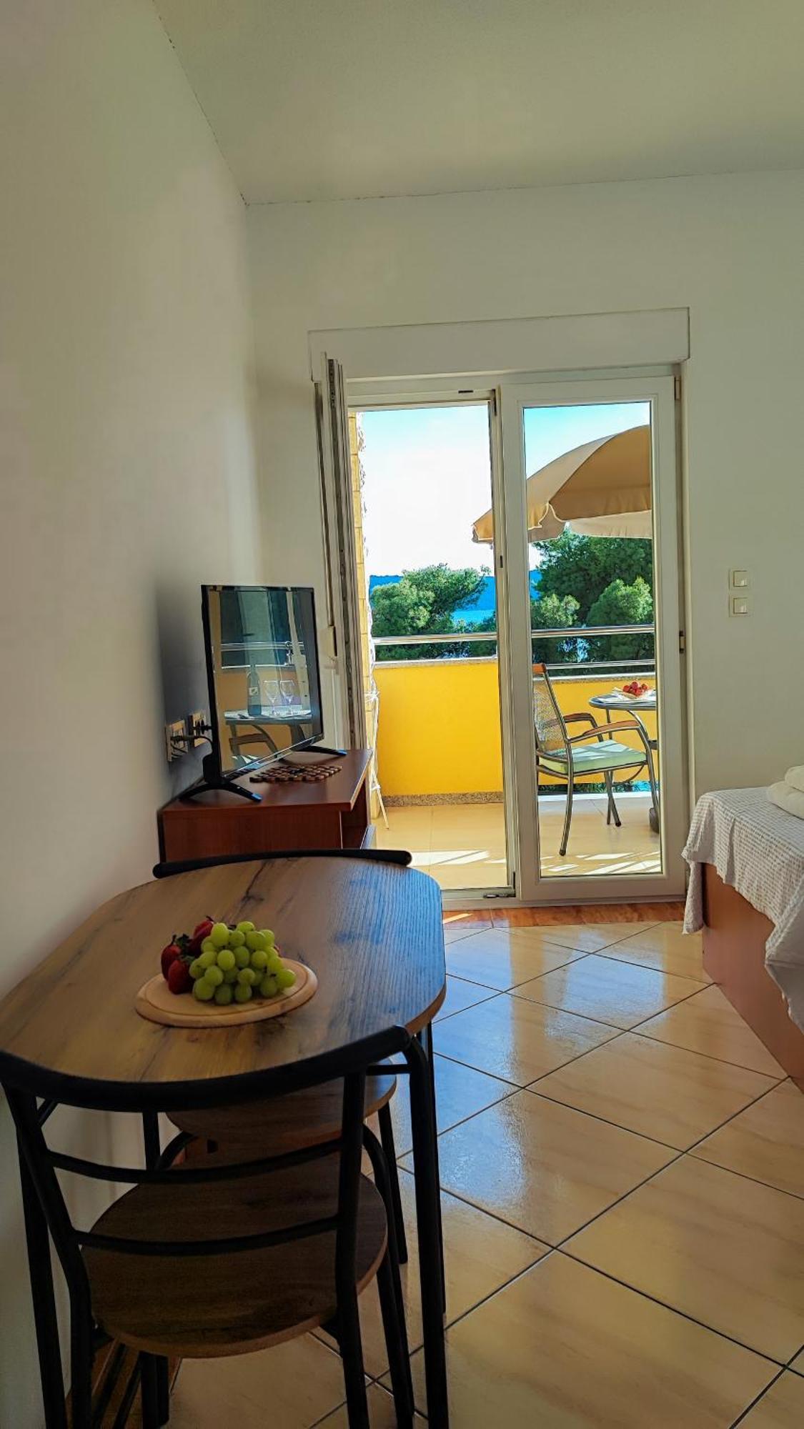 Villa Penava, Private Beach, Pool And 7Min To Trogir Bilik gambar