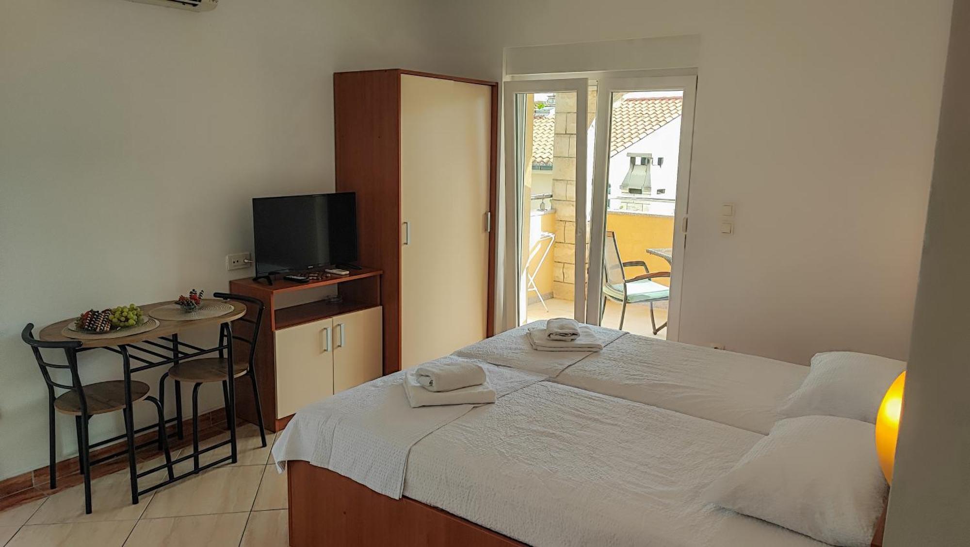 Villa Penava, Private Beach, Pool And 7Min To Trogir Bilik gambar