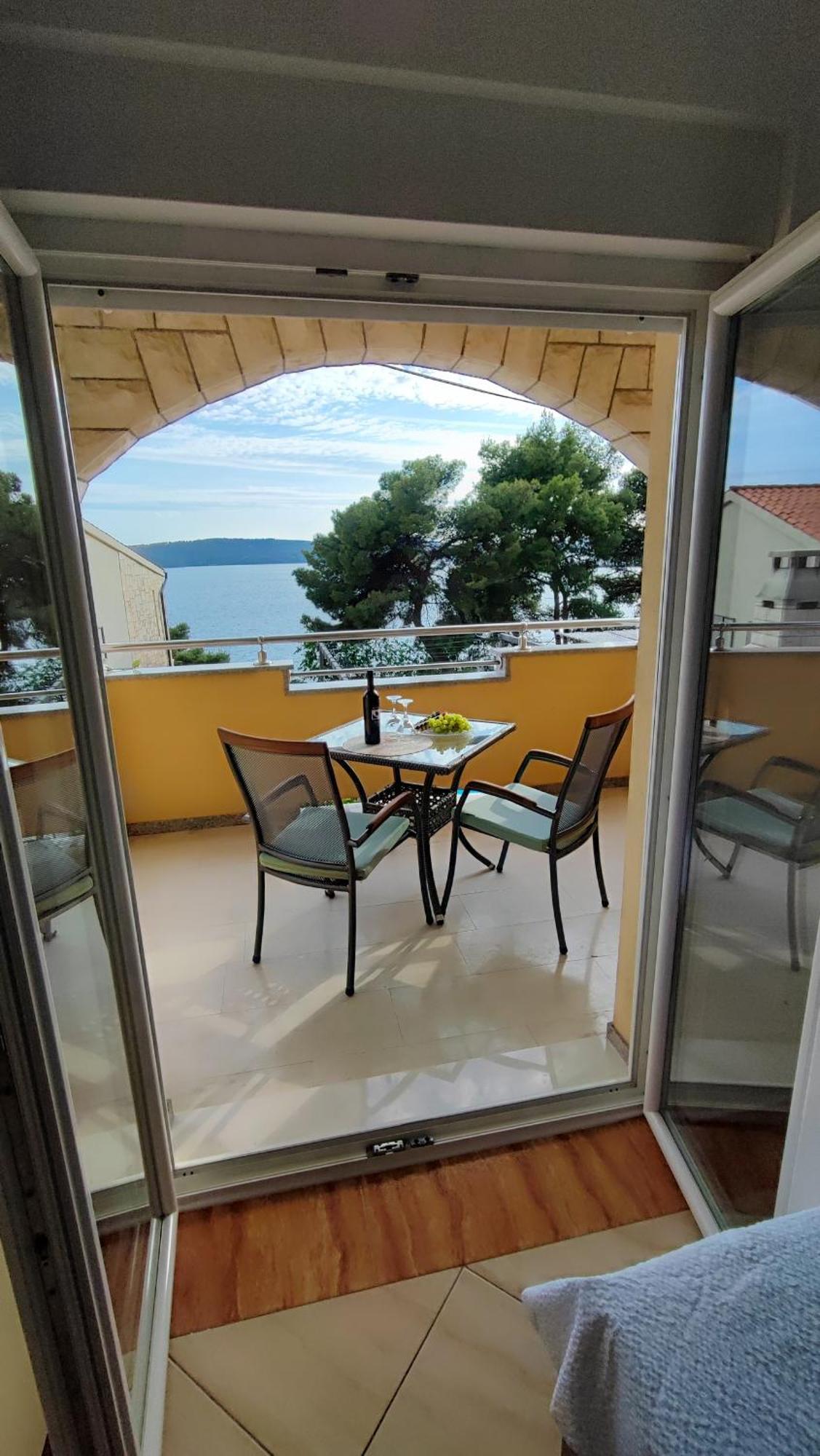 Villa Penava, Private Beach, Pool And 7Min To Trogir Bilik gambar