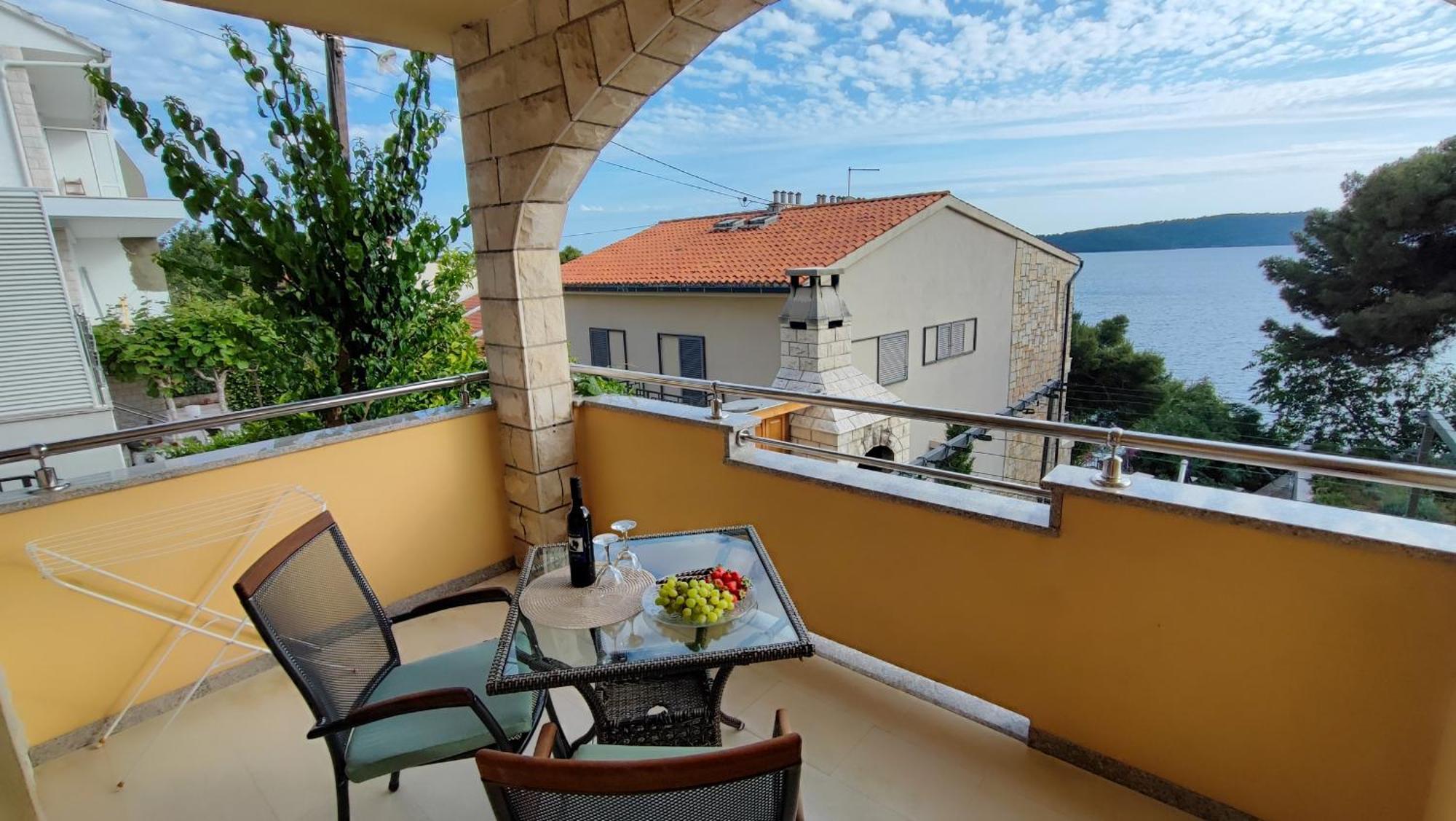Villa Penava, Private Beach, Pool And 7Min To Trogir Bilik gambar
