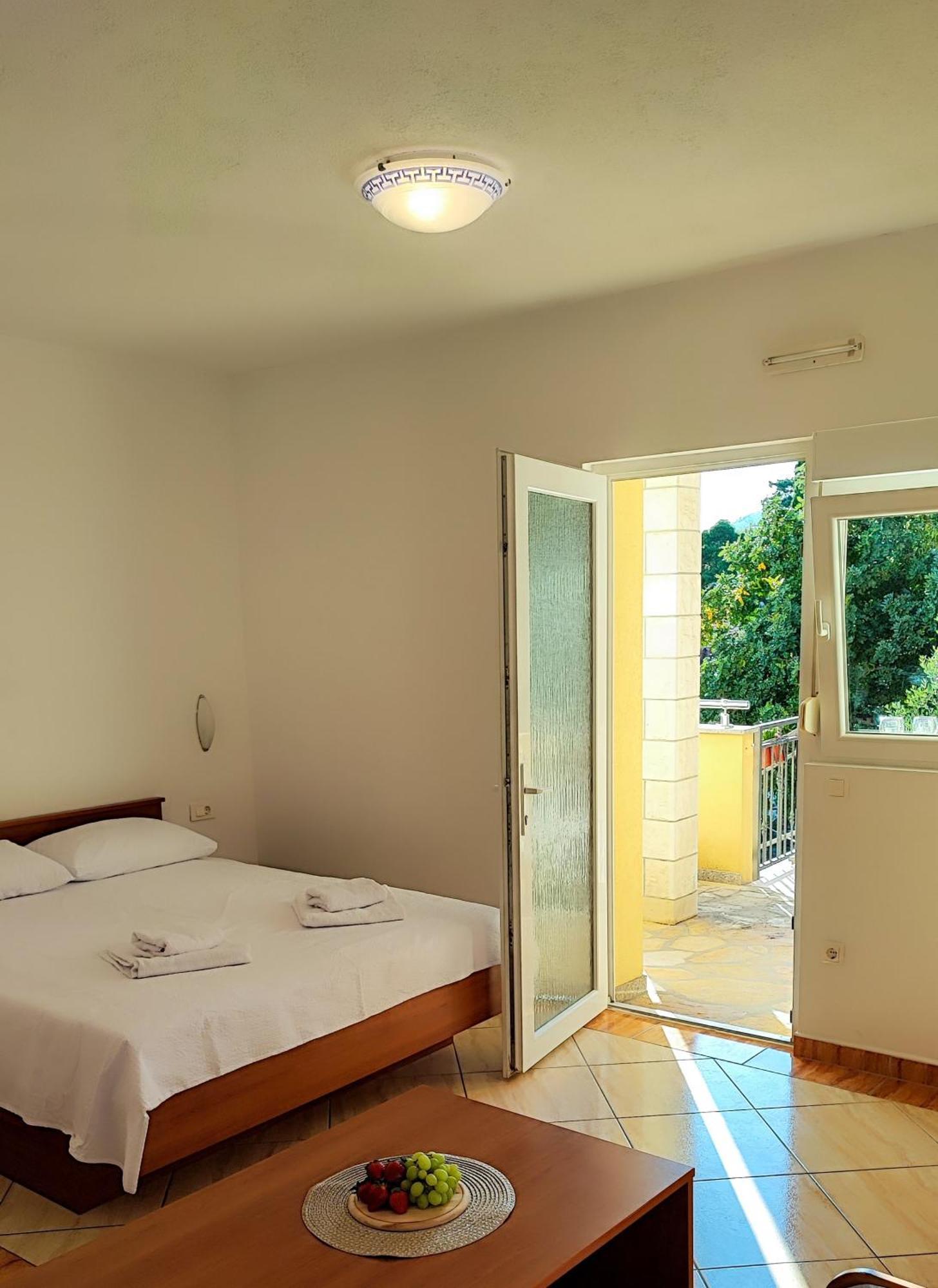 Villa Penava, Private Beach, Pool And 7Min To Trogir Bilik gambar