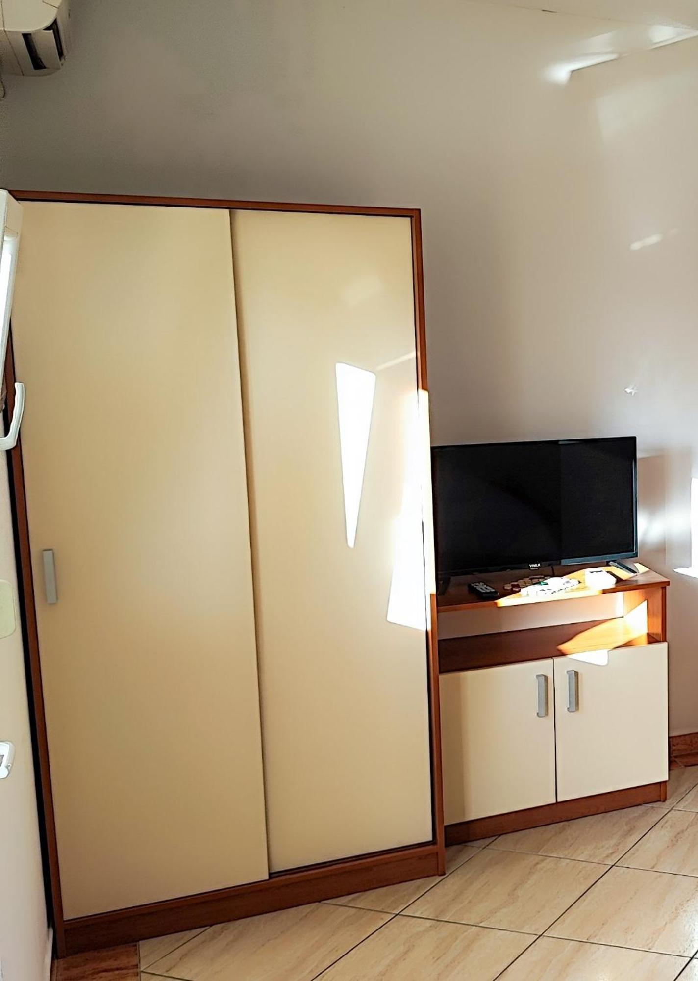 Villa Penava, Private Beach, Pool And 7Min To Trogir Bilik gambar
